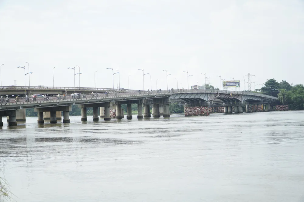 Cầu Bình Triệu 1 sẽ được nâng cấp tĩnh không cầu lên 7 m trong thời gian tới. Ảnh: ĐT Cầu Bình Triệu 1 sẽ được nâng cấp tĩnh không cầu lên 7 m trong thời gian tới. Ảnh: ĐT