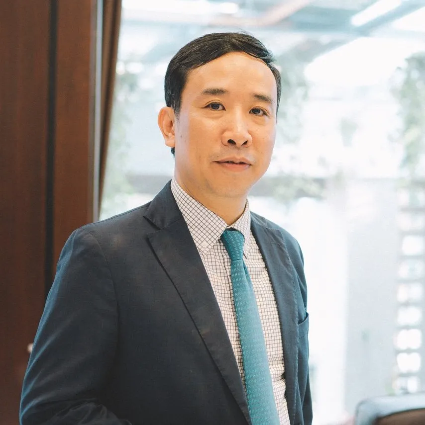HOANG-MANH-TAN.jpg