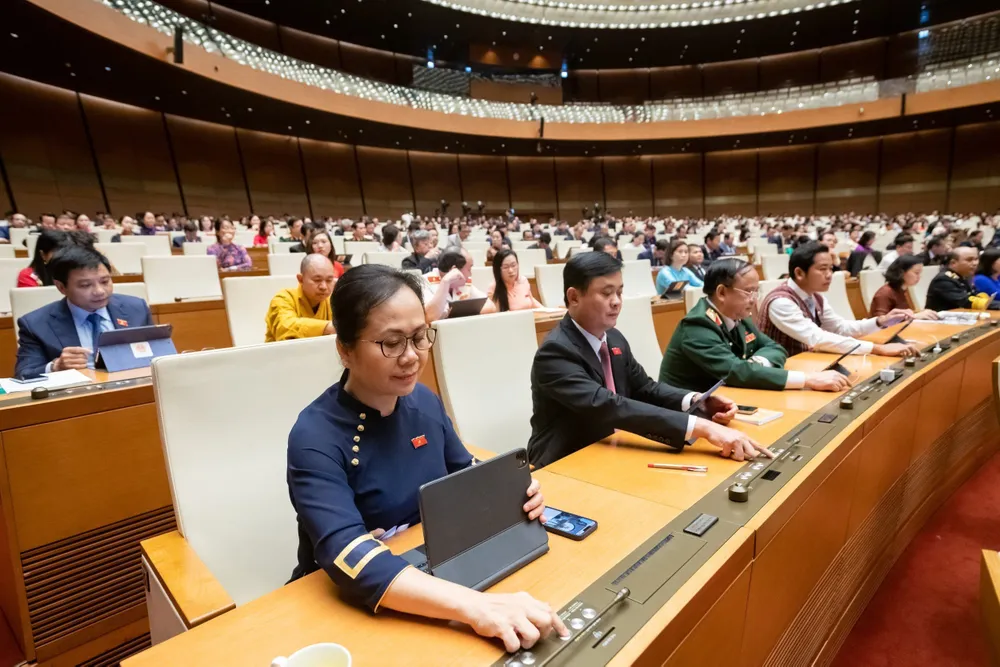 Kỳ họp thứ sáu sẽ xem xét thông qua Luật Đất đai (sửa đổi). Trong ảnh: Quang cảnh khai mạc kỳ họp thứ năm của Quốc hội. Ảnh: TP p3-anh.jpg