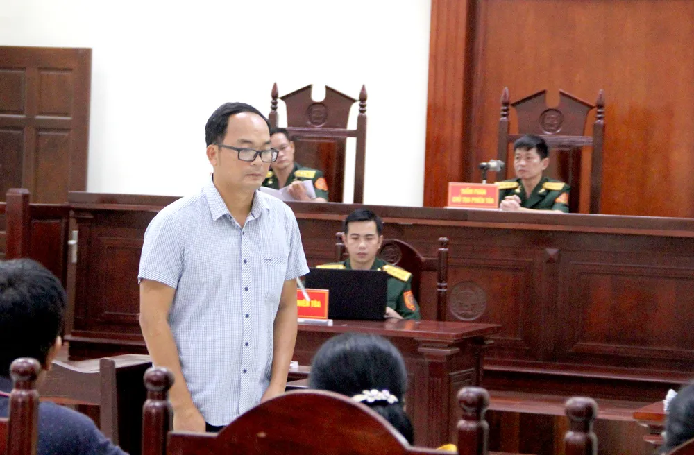 Bị cáo Hoàng Văn Minh tại phiên tòa ngày 5-12. Ảnh: TT quân nhân
