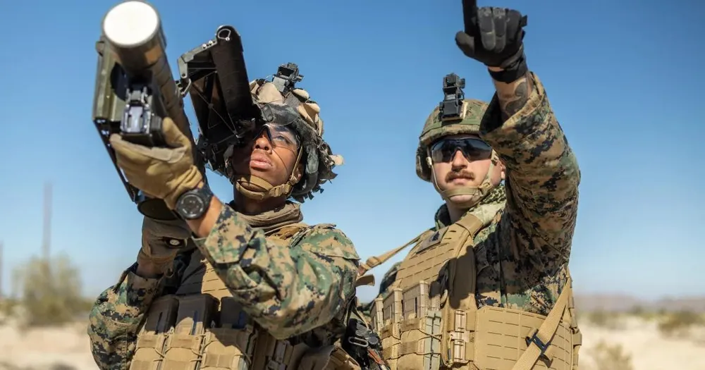 Quân sự-cuong-quoc-quan-su-trong-the-gioi-nhieu-bien-dong-1740.jpg