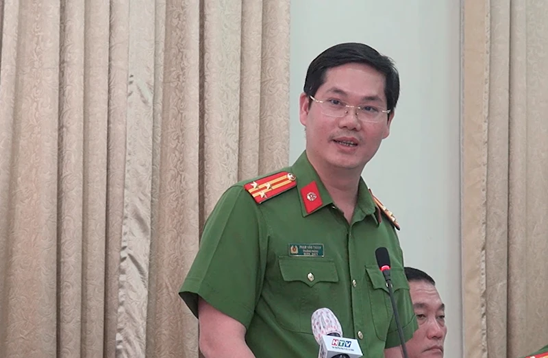 Công an TP.HCM tăng tuần tra vũ trang các địa bàn phức tạp ảnh 2 Công an TP.HCM tăng tuần tra vũ trang các địa bàn phức tạp ảnh 2