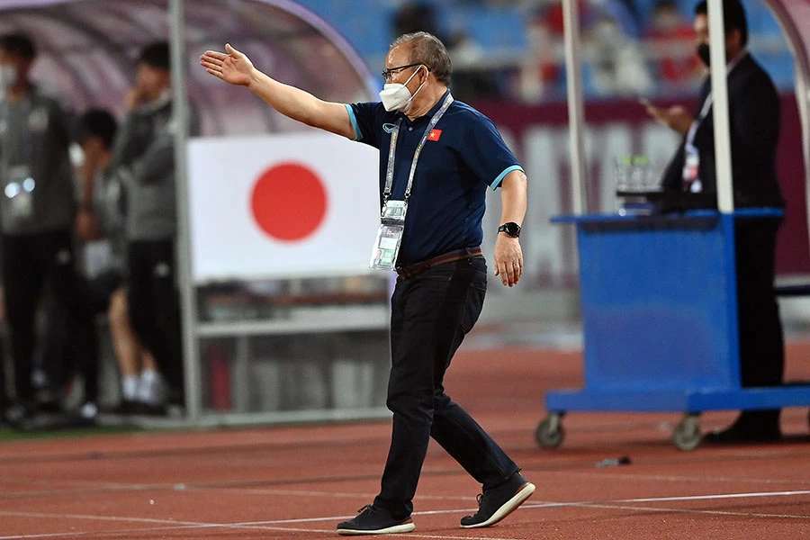 Tâm tình của ông Park về khoảng trống sau lưng cầu thủ ảnh 1