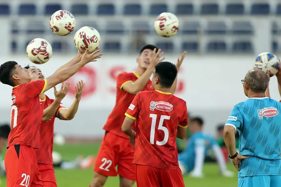 Hy vọng thầy Park sẽ thay đổi về cách nhìn khi các CLB VN thay đổi quan niệm ở sân chơi châu Á. Ảnh: VFF Hy vọng thầy Park sẽ thay đổi về cách nhìn khi các CLB VN thay đổi quan niệm ở sân chơi châu Á. Ảnh: VFF