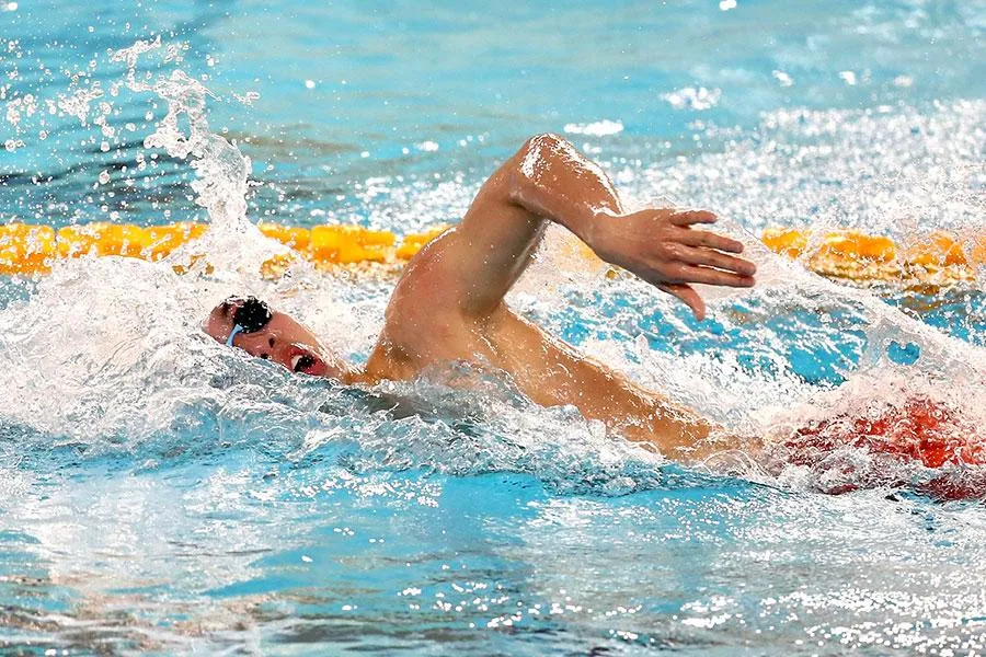 Kình ngư Huy Hoàng là một trong số ít VĐV Việt Nam đạt HCV và có thể cạnh tranh với các đối thủ ở sân chơi châu Á. Ảnh: ANH PHƯƠNG Kình ngư Huy Hoàng là một trong số ít VĐV Việt Nam đạt HCV và có thể cạnh tranh với các đối thủ ở sân chơi châu Á. Ảnh: ANH PHƯƠNG