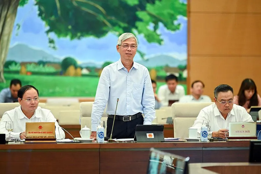 Phó Chủ tịch UBND TP.HCM Võ Văn Hoan cho biết có những việc TP muốn làm lắm nhưng phải cân nhắc vì mới, vì khó. ARnh: PHẠM THẮNG