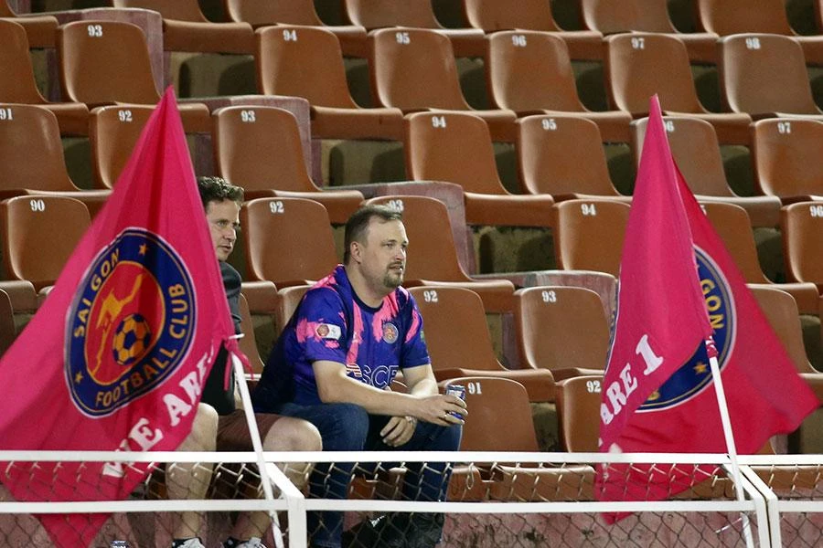 Nỗi thất vọng về cách ứng xử của lãnh đạo CLB với đội Sài Gòn FC không chỉ có nơi cầu thủ mà ngay cả cổ động viên cũng thế. Ảnh: ANH PHƯƠNG