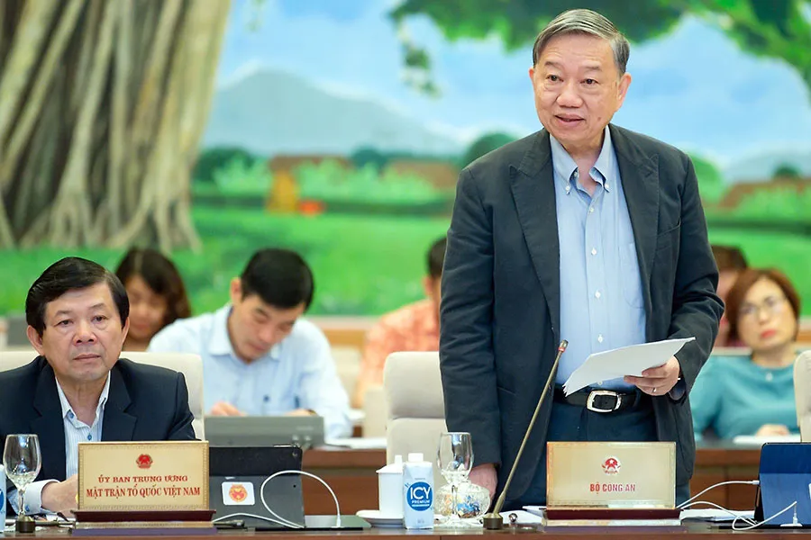 Bộ trưởng Bộ Công an Tô Lâm tại phiên họp sáng 17-3 của Ủy ban Thường vụ Quốc hội. Ảnh: QHVN