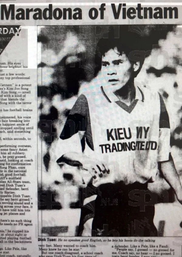 Bài báo cách đây 33 năm tại Hong Kong được nhà sưu tầm Võ Bình lưu giữ.