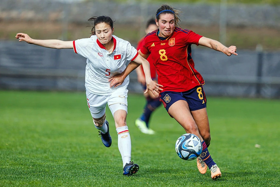 Đội tuyển nữ Việt Nam thua 0-9 Tây Ban Nha trong trận đấu tập cuối trước World Cup. Ảnh: GETTY IMAGES