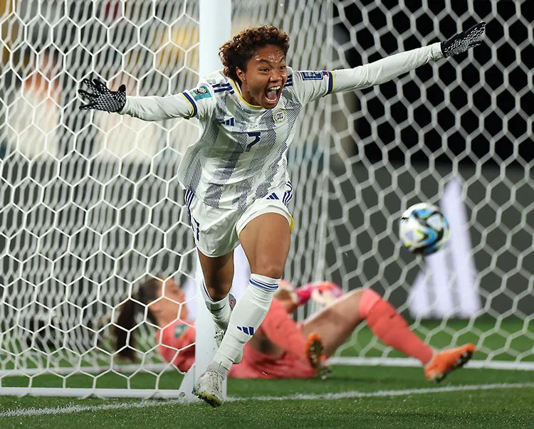 Sarina Bolden, cô gái gốc Mỹ đầy sức mạnh ghi bàn duy nhất vào lưới New Zealand sẽ tiếp tục tỏa sáng trước hàng thủ Na Uy? Ảnh: AFC Sarina Bolden, cô gái gốc Mỹ đầy sức mạnh ghi bàn duy nhất vào lưới New Zealand sẽ tiếp tục tỏa sáng trước hàng thủ Na Uy? Ảnh: AFC