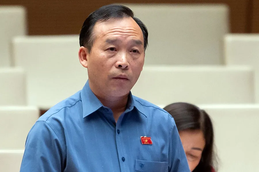 Đại biểu Trần Văn Tuấn (Bắc Giang): “Cần quy định Tổng Liên đoàn Lao động Việt Nam làm chủ đầu tư nhà ở xã hội”. Ảnh: quochoi.vn