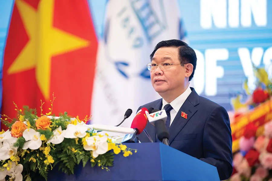 Chủ tịch Quốc hội Vương Đình Huệ phát biệt tại Hội nghị Nghị sĩ trẻ toàn cầu lần thứ chín. Ảnh: PHẠM THẮNG P7_chinh_thunguyet.jpg