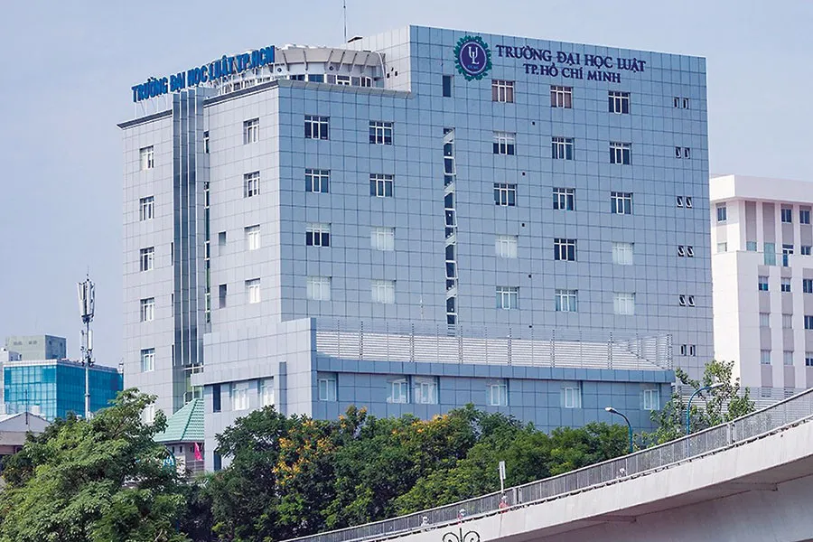 Trường ĐH Luật TP.HCM. P13_ĐH-Luat_h4_BOX.jpg