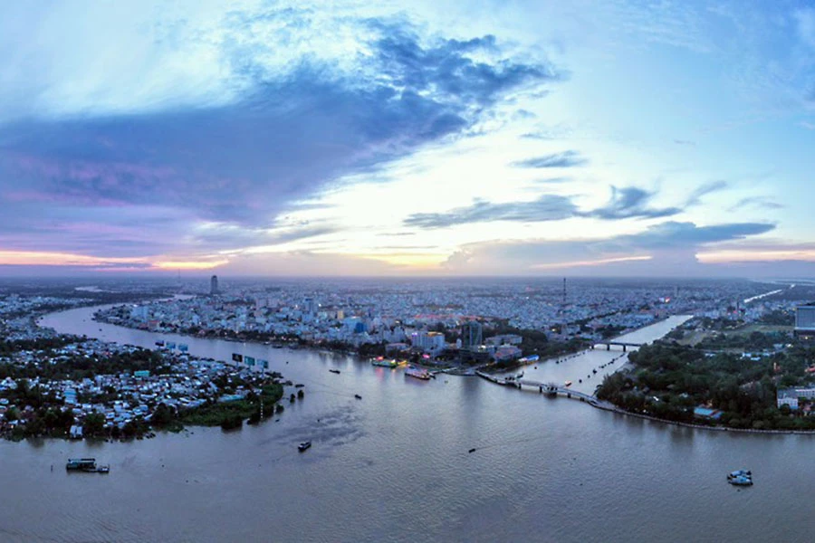 Ngã ba sông Hậu Giang, nơi dòng chảy đổ vào sông Cần Thơ. Ảnh: QUANG VINH Nhiều ý kiến xung quanh dự án kênh Funan Techo