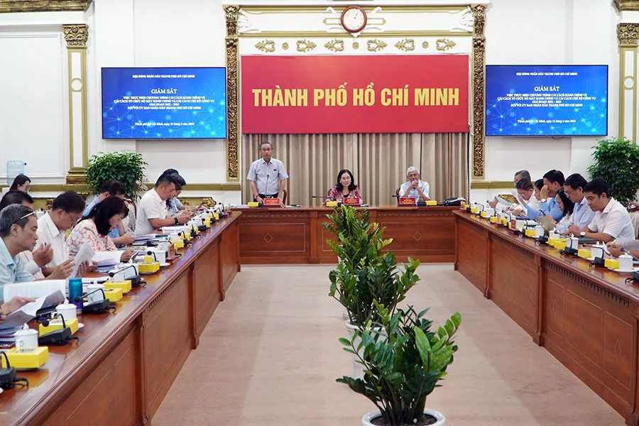Toàn cảnh buổi giám sát. Ảnh: THANH THÙY P2,3_Hinh_phu.jpg