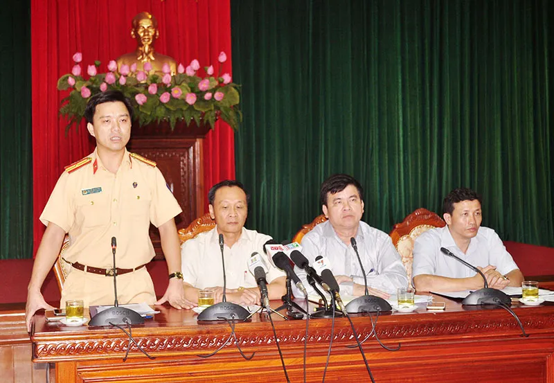 Vụ công an đánh phóng viên: “Nóng” giao ban báo chí ảnh 1