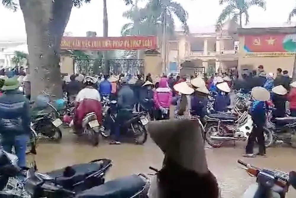 Bãi miễn chức chủ tịch HĐND xã Đồng Tâm của bà Lan ảnh 2 Bãi miễn chức chủ tịch HĐND xã Đồng Tâm của bà Lan ảnh 2