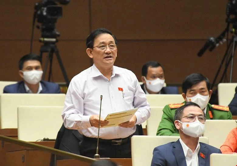 ĐBQH Trần Quốc Tuấn (Trà Vinh). ĐBQH Trần Quốc Tuấn (Trà Vinh).