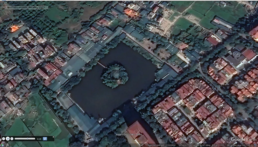 Hiện trạng Đầm Bông vào tháng 12-2014, ảnh vệ tinh từ Google Hiện trạng Đầm Bông vào tháng 12-2014, ảnh vệ tinh từ Google