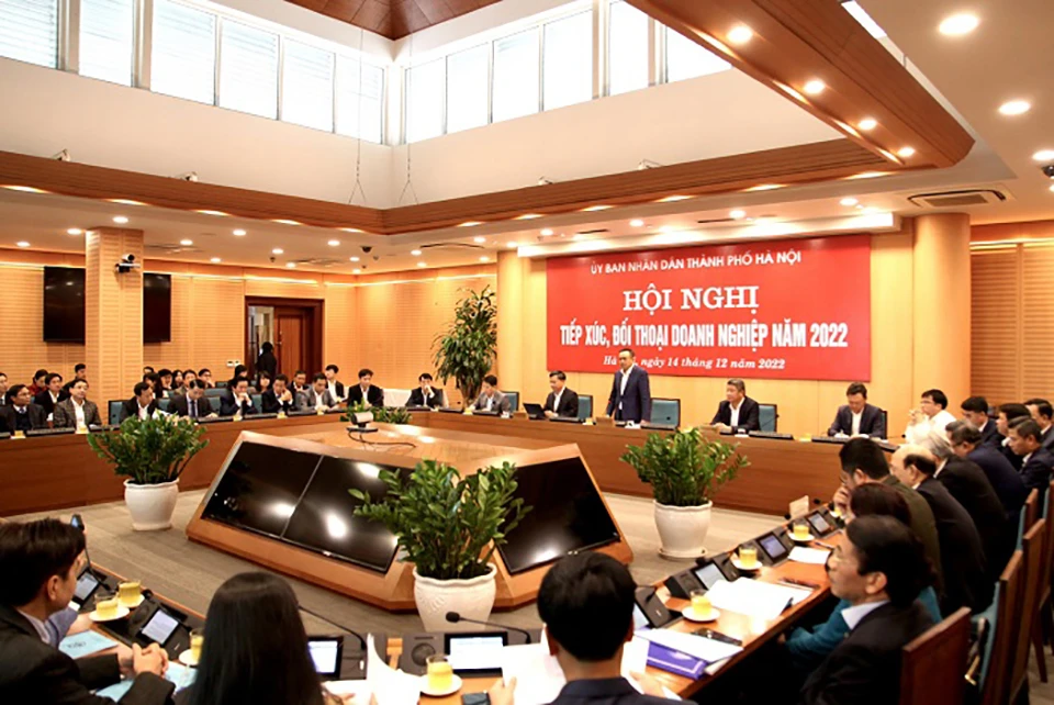 Trần Sỹ Thanh đối thoại doanh nghiệp