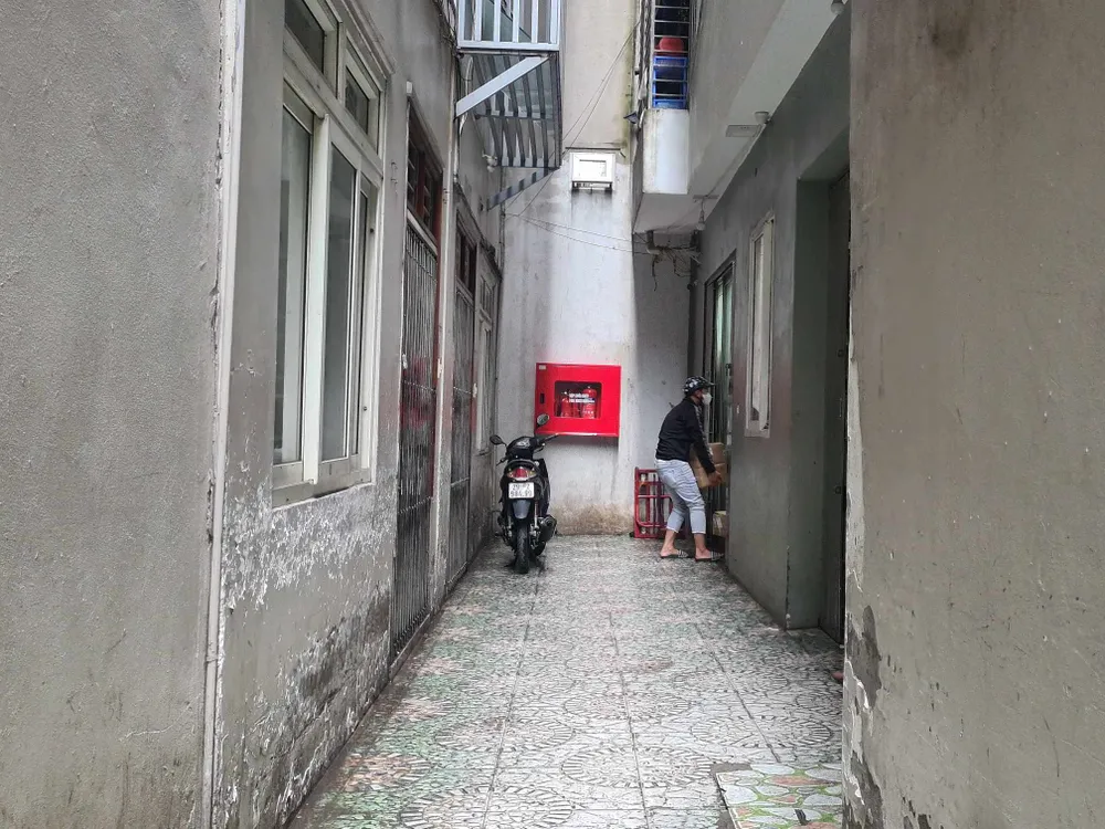 Chung cư mini tại chung cư mini số 58B+58C ngõ 117 Thái Hà (quận Đống Đa) có lối vào sâu hun hút. chung-cu-mini-Thai-Ha2.jpg