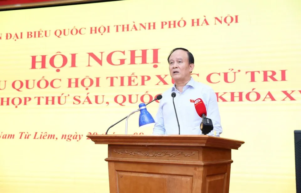 Chủ tịch HĐND TP Hà Nội Nguyễn Ngọc Tuấn. tiep-xuc-cu-tri.jpeg