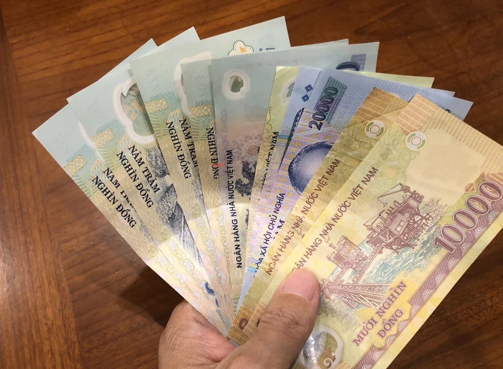 Hà Nội có mức thưởng Tết 2024 cao nhất 205 triệu đồng, thấp nhất 500 nghìn đồng. Ảnh: TP Hà Nội có mức thưởng Tết 2024 cao nhất 205 triệu đồng, thấp nhất 500 nghìn đồng