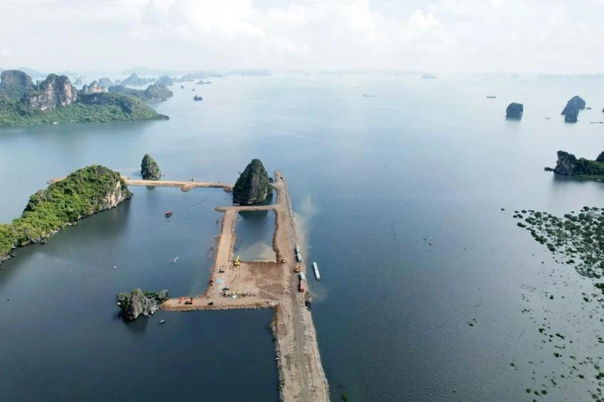 Dự án lấn Vịnh Hạ Long: Bộ TN&MT nói cần đối chiếu lại vị trí, ranh giới của dự án