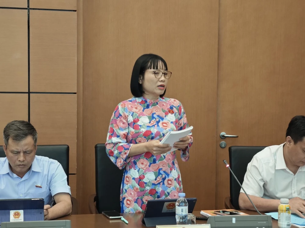ĐB Nguyễn Thị Việt Nga (Hải Dương) quảng cáo thuốc