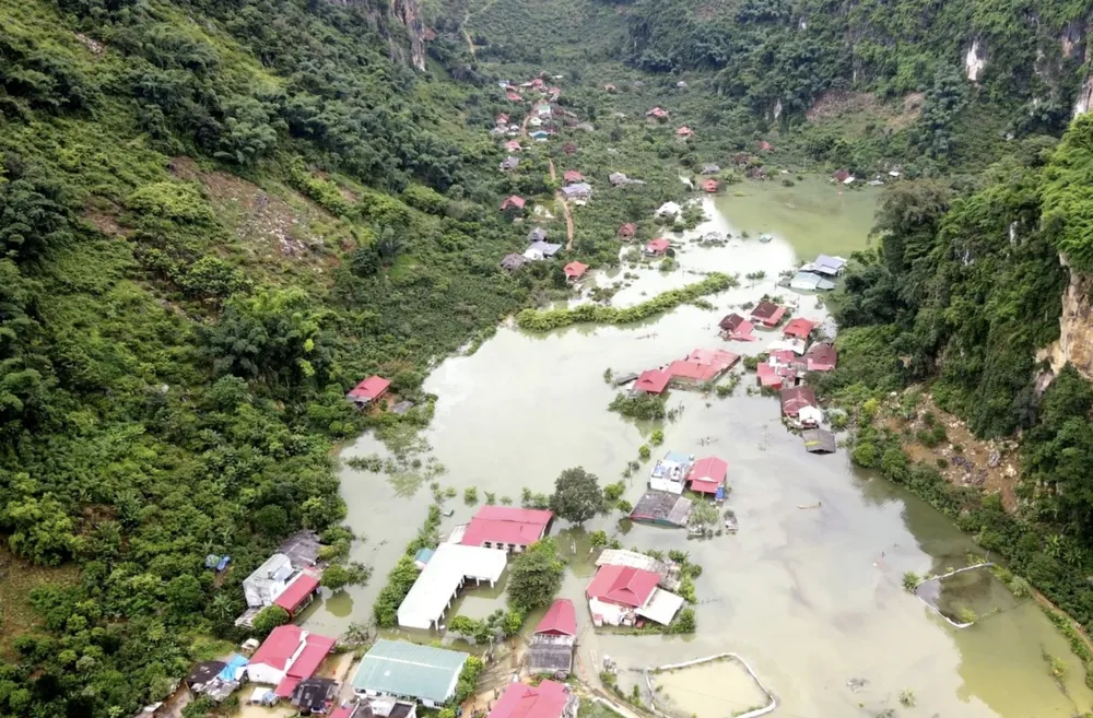 Bí thư Thành ủy Hà Nội viết thư chia sẻ với nhân dân 3 tỉnh bị ảnh hưởng nặng do bão số 2
