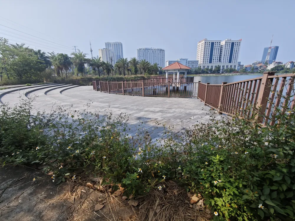 cong-vien-ho-phung-khoang-14.jpg