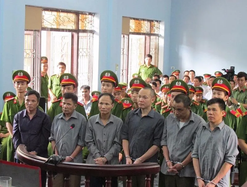 Các bị cáo tại tòa