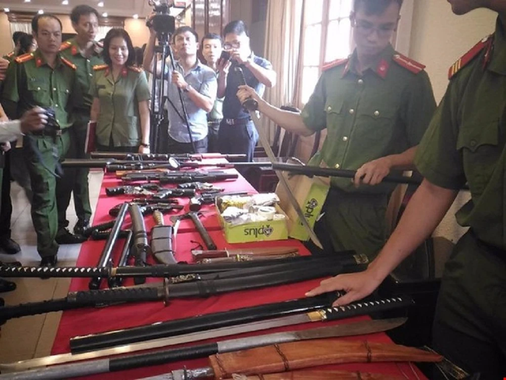 1 tháng, gần 900 đối tượng truy nã ra đầu thú ảnh 1