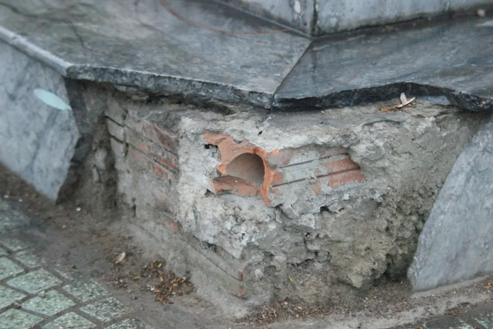 Đồng hồ 'khủng' kỷ niệm 1.000 năm Thăng Long bị hỏng ảnh 9