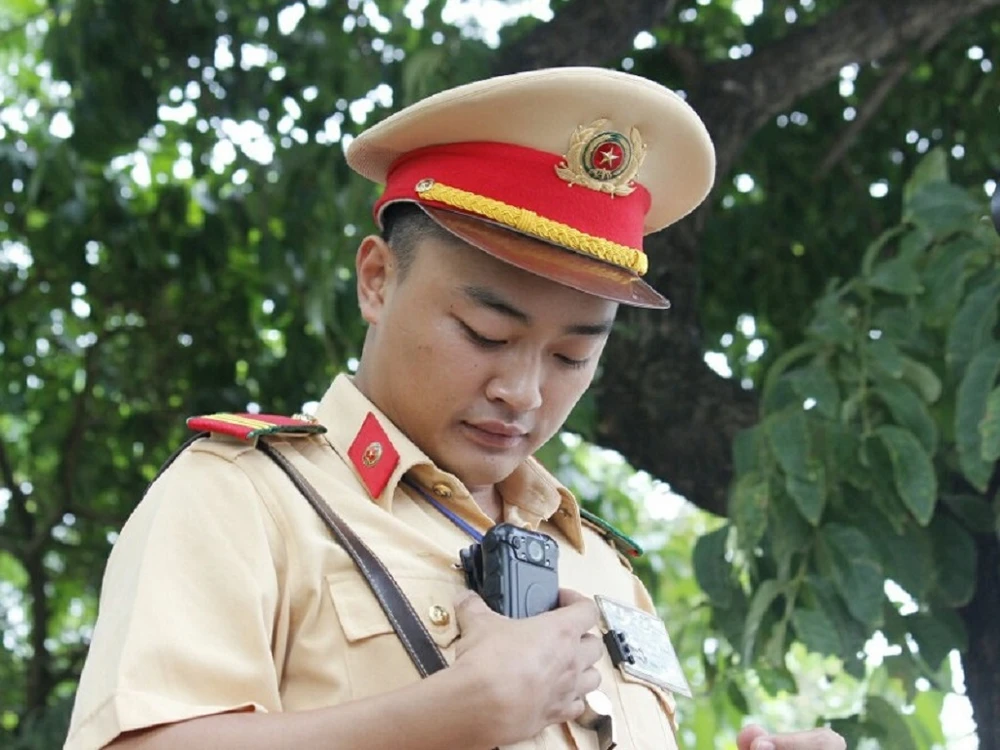 Cảnh sát 141 Hà Nội dùng camera siêu nhỏ ảnh 2