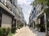3 người đầu tiên ở Hà Nội bị phạt vì ra đường không cần thiết ảnh 1 Ít người mua nhưng giá nhà phố vẫn tăng mạnh giữa mùa dịch
