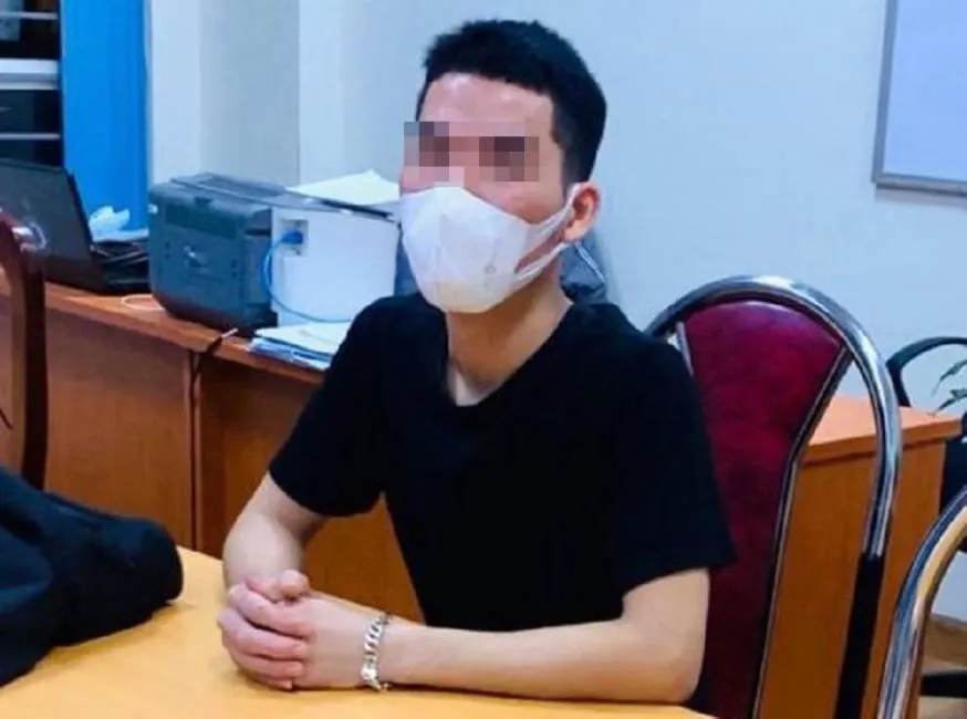 Bùi Quang Minh tại cơ quan điều tra. Ảnh: CACC Bùi Quang Minh tại cơ quan điều tra. Ảnh: CACC