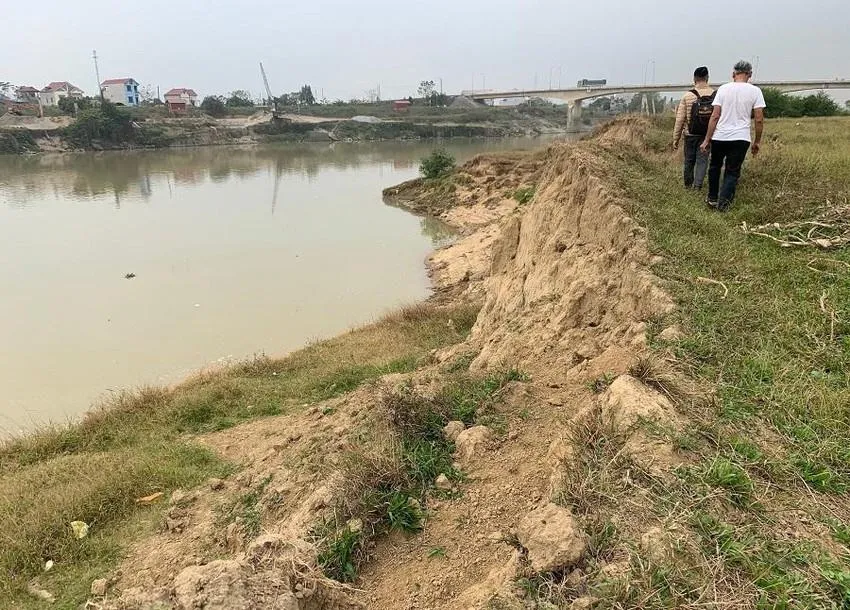 Khu vực xảy ra việc bắt giữ nhóm &quot;sa tặc&quot;. Ảnh: UYÊN TRANG