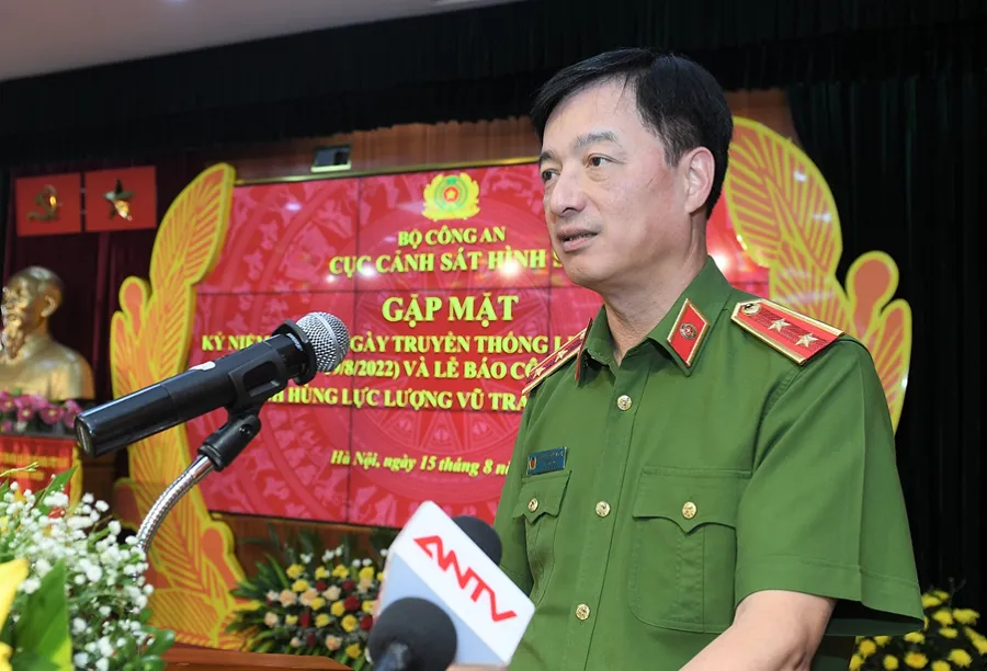 Thứ trưởng yêu cầu tăng cường xây dựng lực lượng Cảnh sát hình sự theo Nghị quyết số 12 của Bộ Chính trị. Ảnh: BCA Thứ trưởng yêu cầu tăng cường xây dựng lực lượng Cảnh sát hình sự theo Nghị quyết số 12 của Bộ Chính trị. Ảnh: BCA