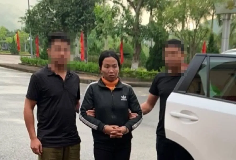 Tẩn Ú Mẩy tại thời điểm bị bắt giữ. Ảnh: CACC Tẩn Ú Mẩy tại thời điểm bị bắt giữ. Ảnh: CACC