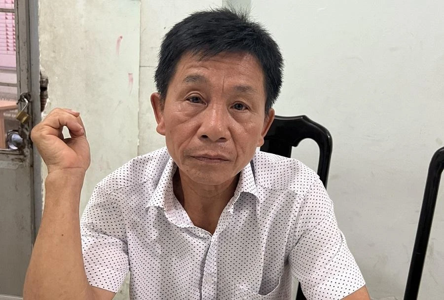 Bị can Nguyễn Văn Hùng tại cơ quan công an. Ảnh: CACC