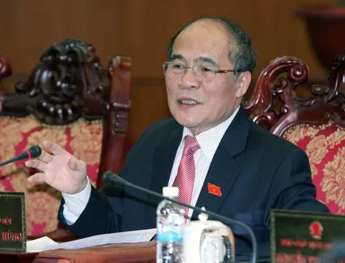Chủ tịch Quốc hội Nguyễn Sinh Hùng: Dứt khoát hàm cấp phó không được bằng cấp trưởng.