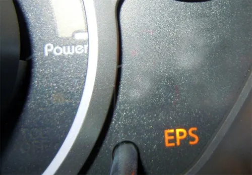 Đèn cảnh báo trên ôtô - dấu hiệu không thể bỏ qua ảnh 10 Đèn cảnh báo trên ôtô - dấu hiệu không thể bỏ qua