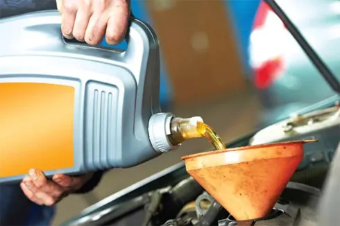 Lái và giữ xe trong hè ảnh 1 Lái và giữ xe trong hè ảnh 1