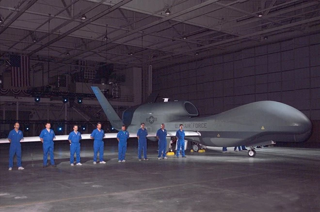 Mỹ điều thêm “Chim ưng toàn cầu ” theo dõi hoạt động TQ ở Biển Đông ảnh 4