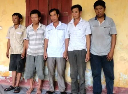 Một số nghi can liên quan đến vụ gây rối trật tựngày 14/5 -ảnh Trần Hưng Một số nghi can liên quan đến vụ gây rối trật tựngày 14/5 -ảnh Trần Hưng