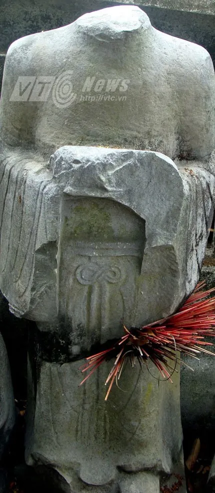 ‘Làng người Tàu’ săn lùng báu vật trong mộ các vua Trần ảnh 4