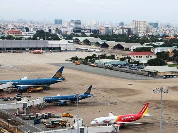 Sẽ thanh tra, xử lý vi phạm tình trạng chậm hủy chuyến bay ảnh 1 Sẽ thanh tra, xử lý vi phạm tình trạng chậm hủy chuyến bay ảnh 1