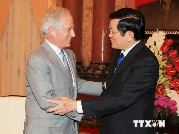 Chủ tịch nước Trương Tấn Sang tiếp Thượng nghị sỹ Hoa Kỳ ảnh 1